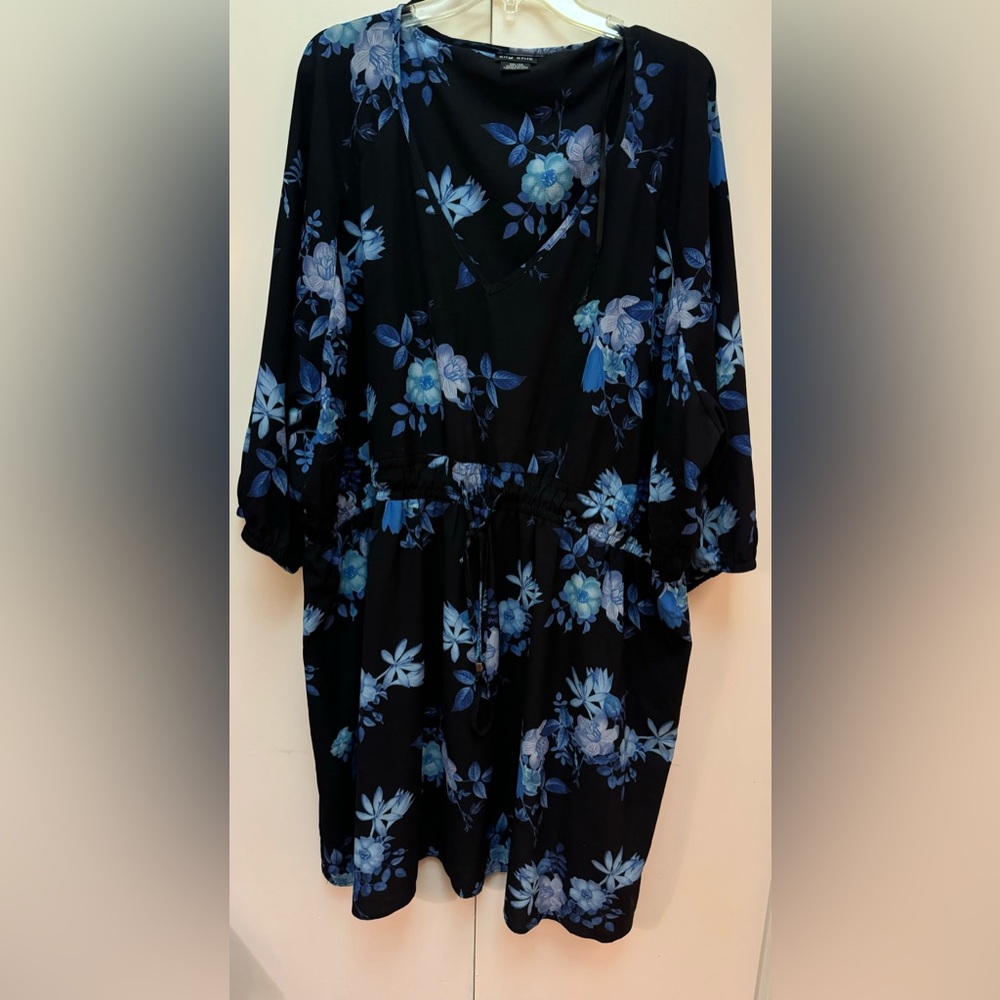 City chic black mini dress w/blue flower print. V-neck. Hem above knee. XXL 24W